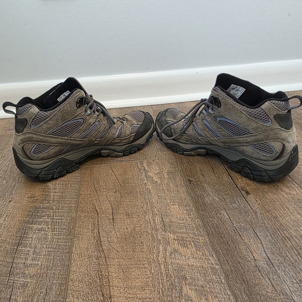 Merrell Women's Moab 2 Mid Waterproof Hiking Boots - Gray and Black - Picture 6 of 8